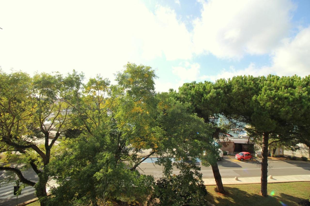 Apartment Agata In City Center Poreč Exterior foto